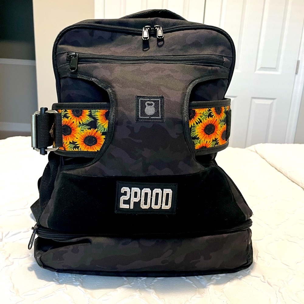 2POOD PERFORMANCE BACKPACK (W/ BELT LOOP)